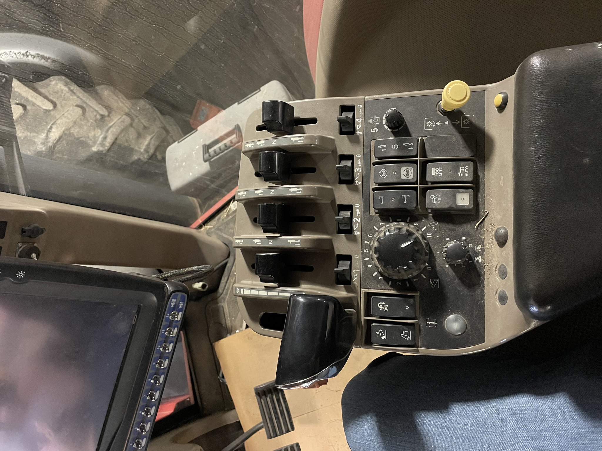  2009 Case Ih Magnum 275 at LandMark in Lexington, NE