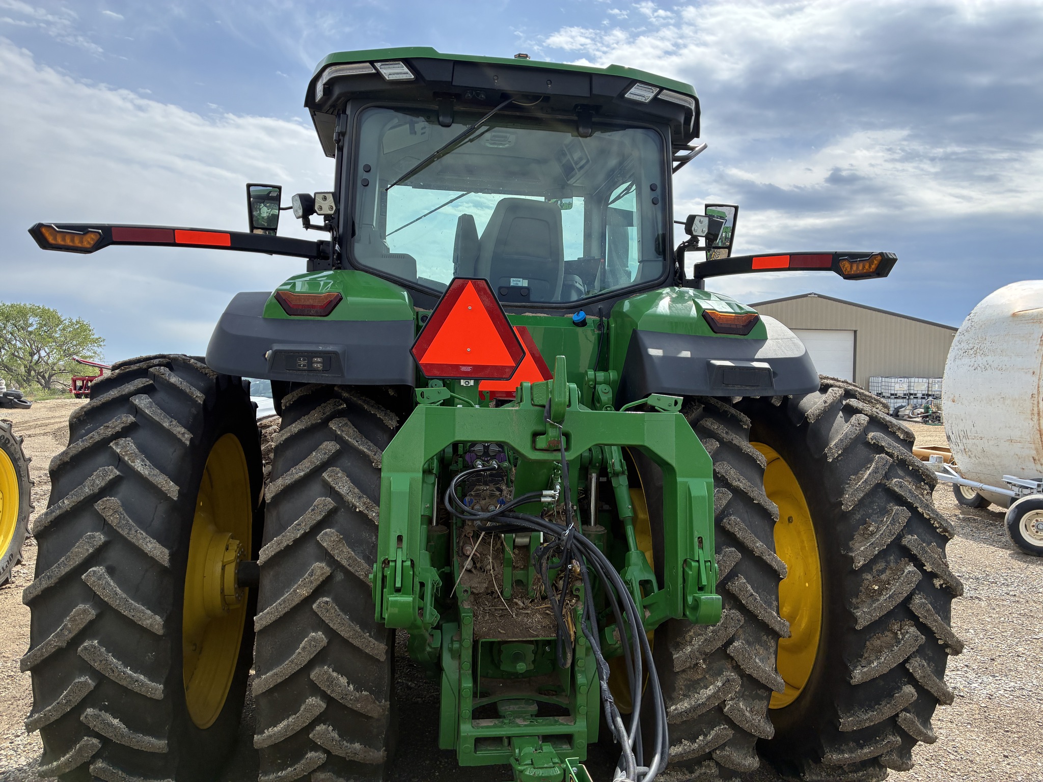  2025 John Deere 8R 370 at LandMark in Hastings, NE