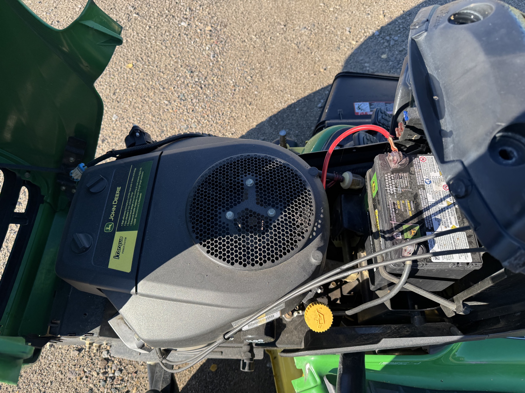 On Lot 2006 John Deere X324 at Tri County Equipment Sandusky, MI