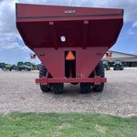  2005 J&m 1050-22D at LandMark in Minden, NE