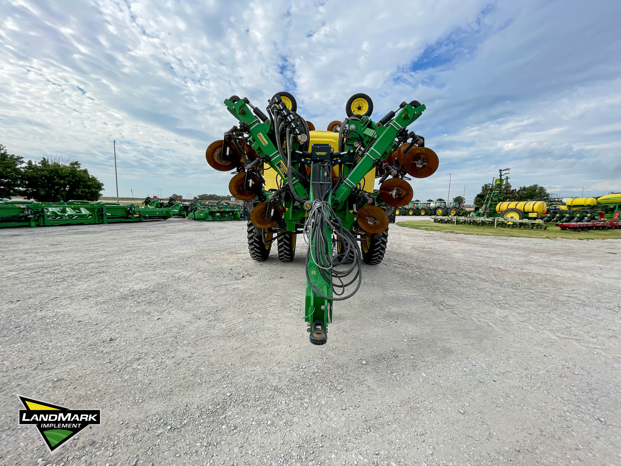  2020 John Deere 2530l at LandMark in Kearney, NE