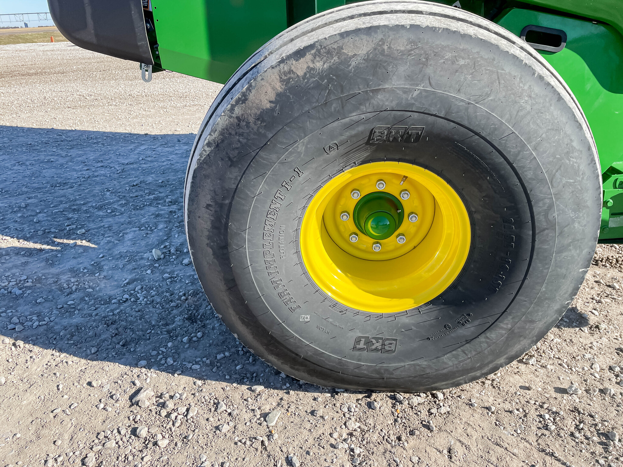  2022 John Deere 560M at LandMark in Fairfield, NE