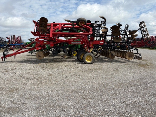 On Lot 2011 Krause 4850 at Tri County Equipment Caro, MI