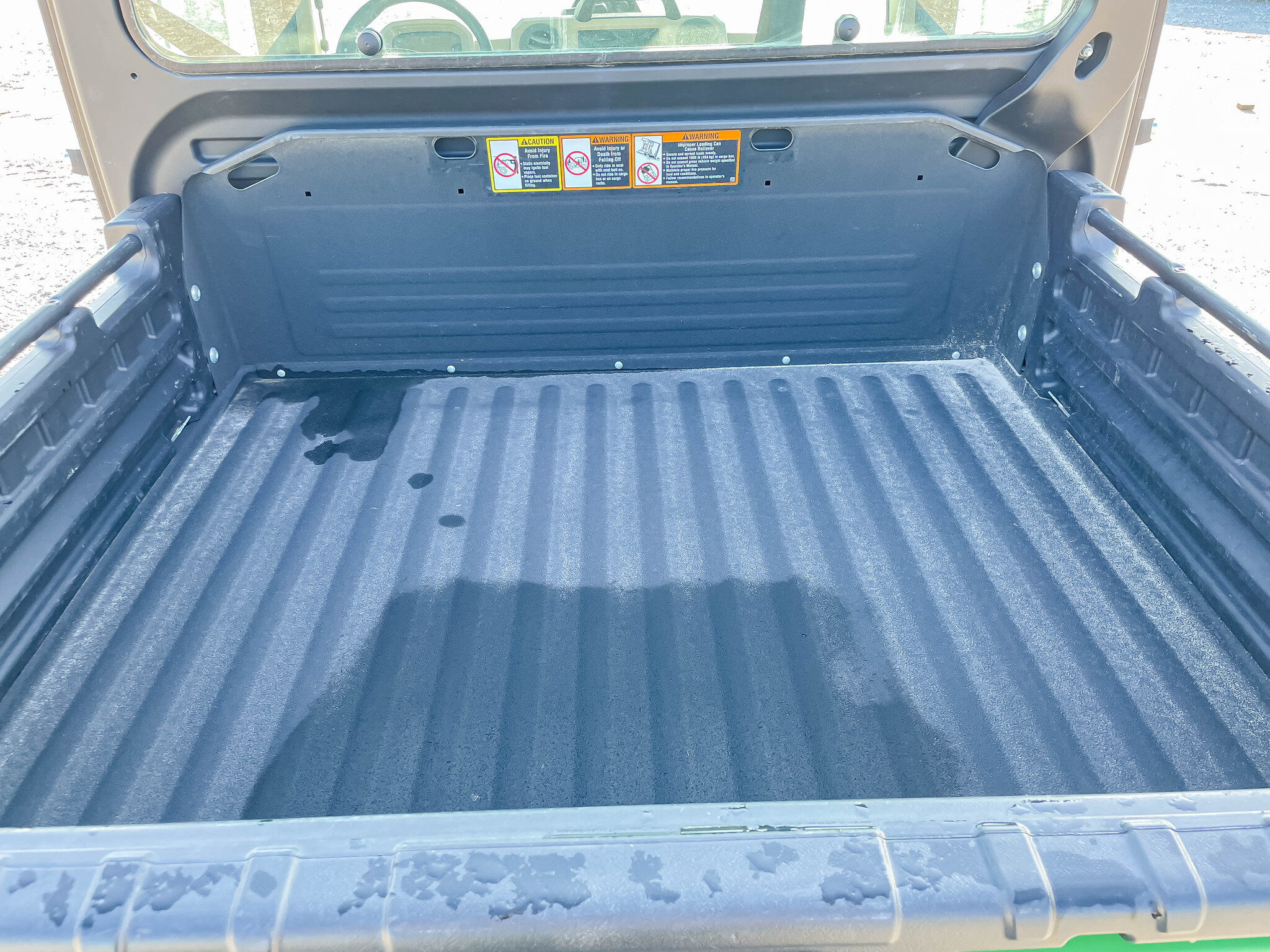  2021 John Deere XUV 835R at LandMark in Hastings, NE