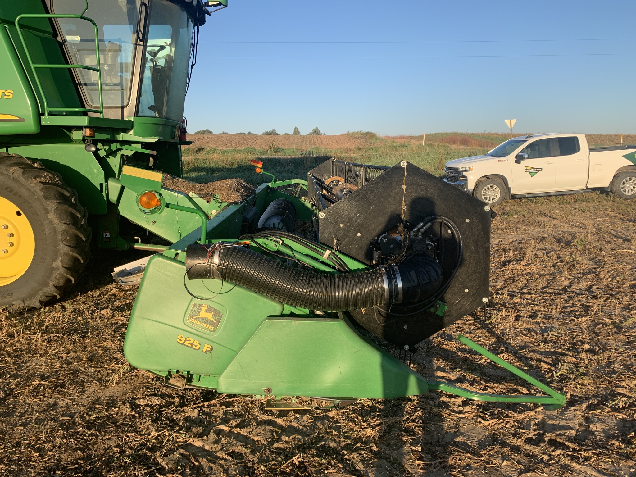  2001 John Deere 925 at LandMark in Holdrege, NE