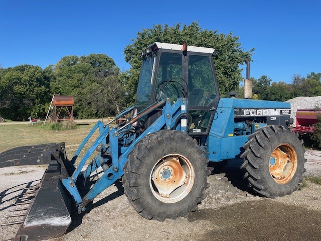   Ford-new Holland 9030-92 at LandMark in Phillipsburg, KS