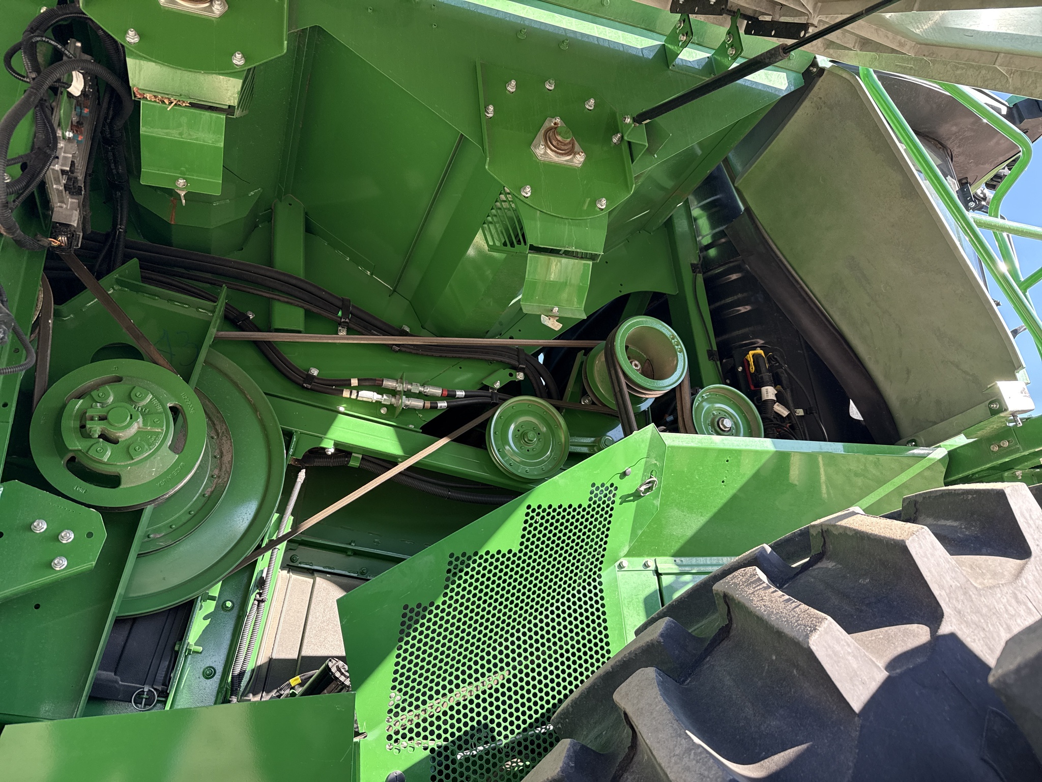  2024 John Deere S780 at LandMark in Gothenburg, NE