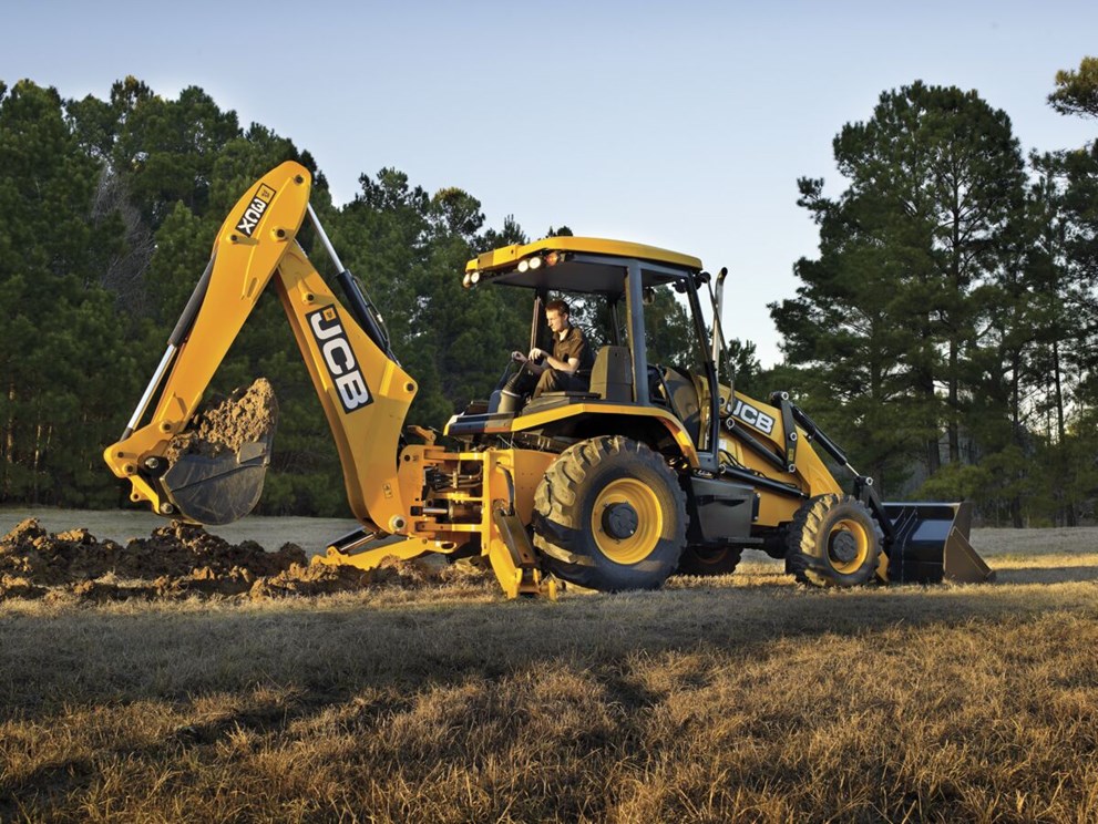 New 2026 JCB 3CX-15 at Briggs Equipment in Tifton, GA (JCB)