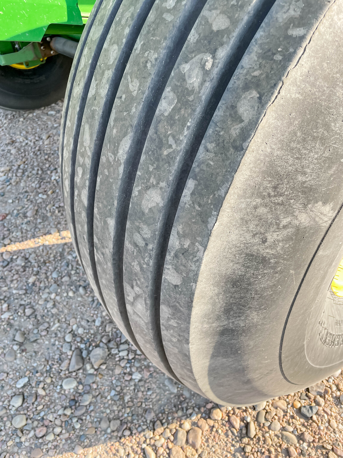  2022 John Deere 560R at LandMark in Minden, NE