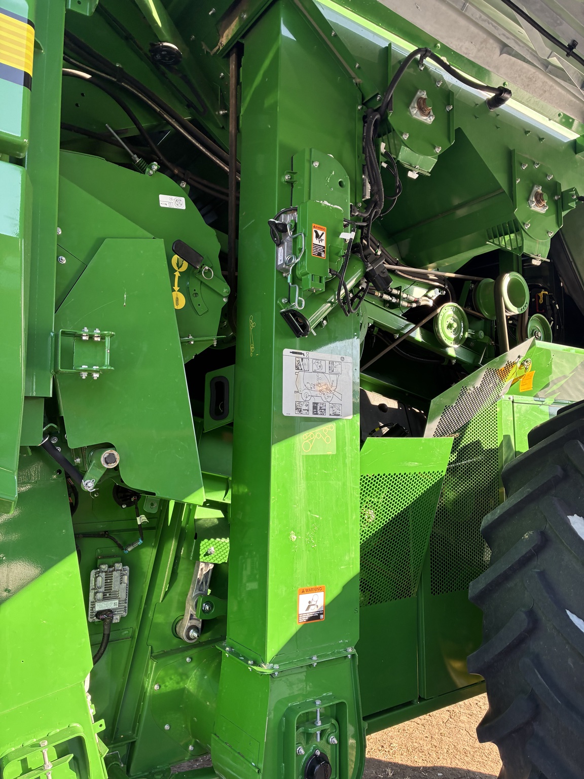  2024 John Deere S780 at LandMark in Hastings, NE