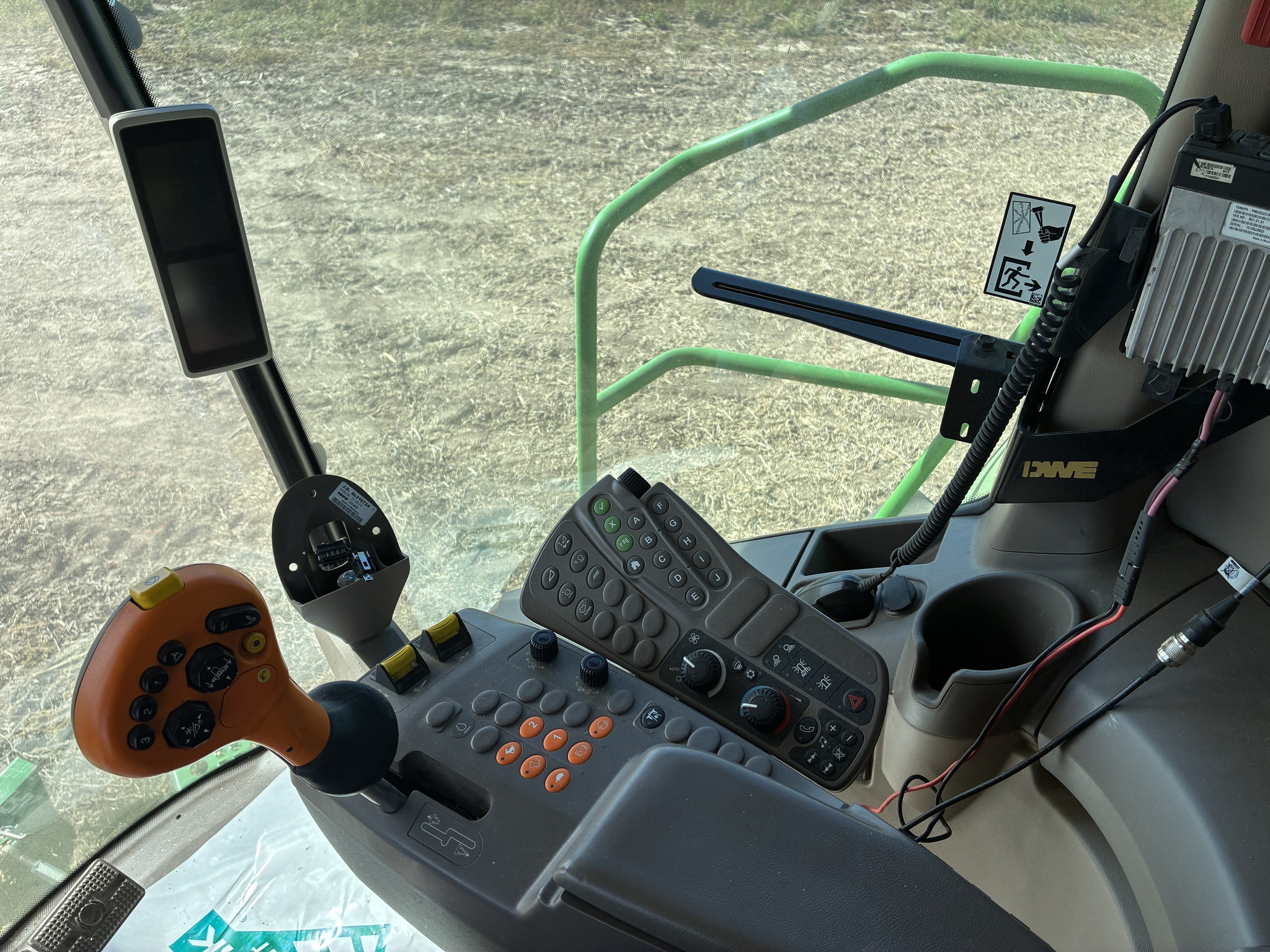  2014 John Deere S660 at LandMark in Kearney, NE