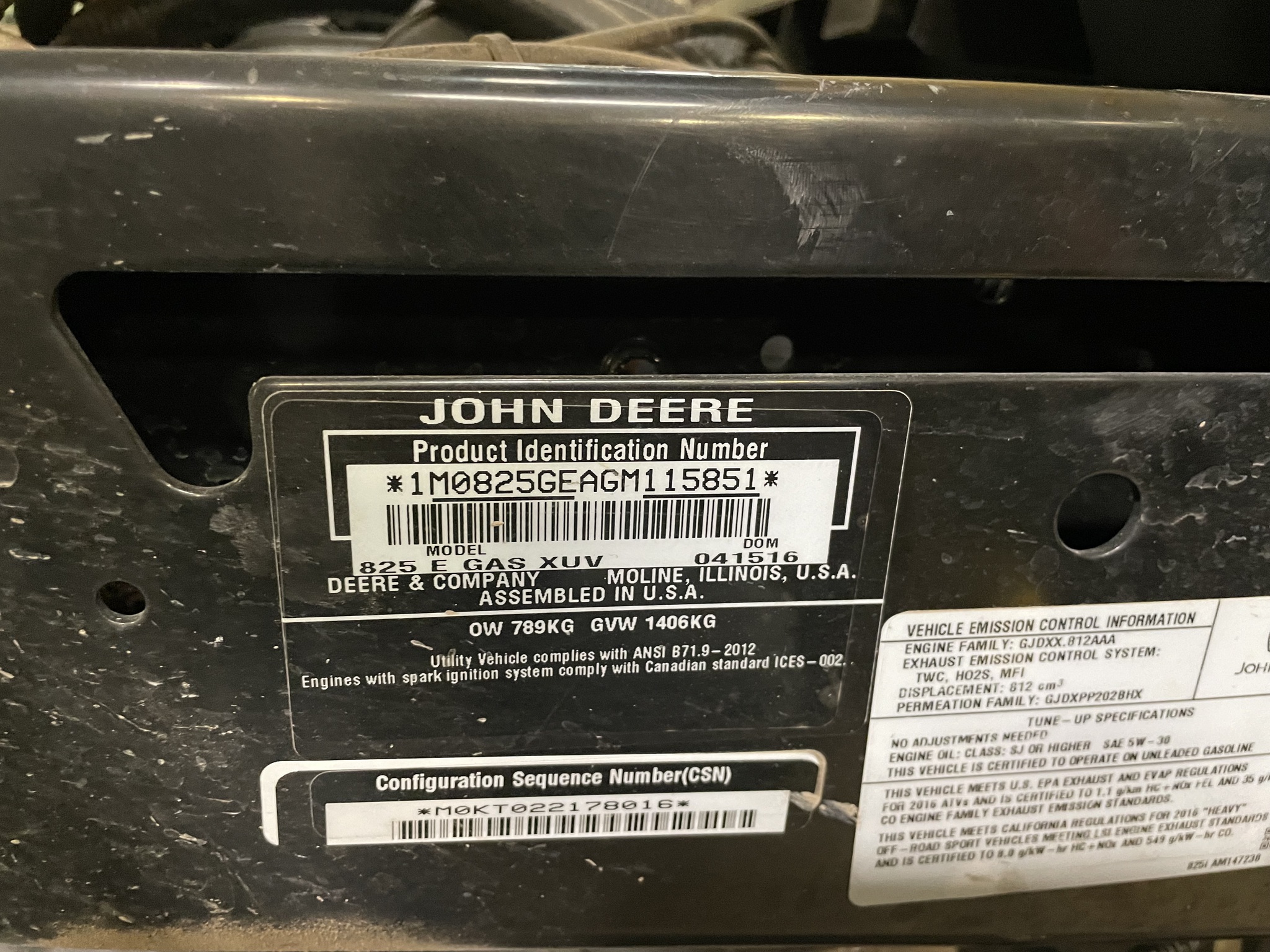  2016 John Deere XUV 825i at LandMark in Kearney, NE
