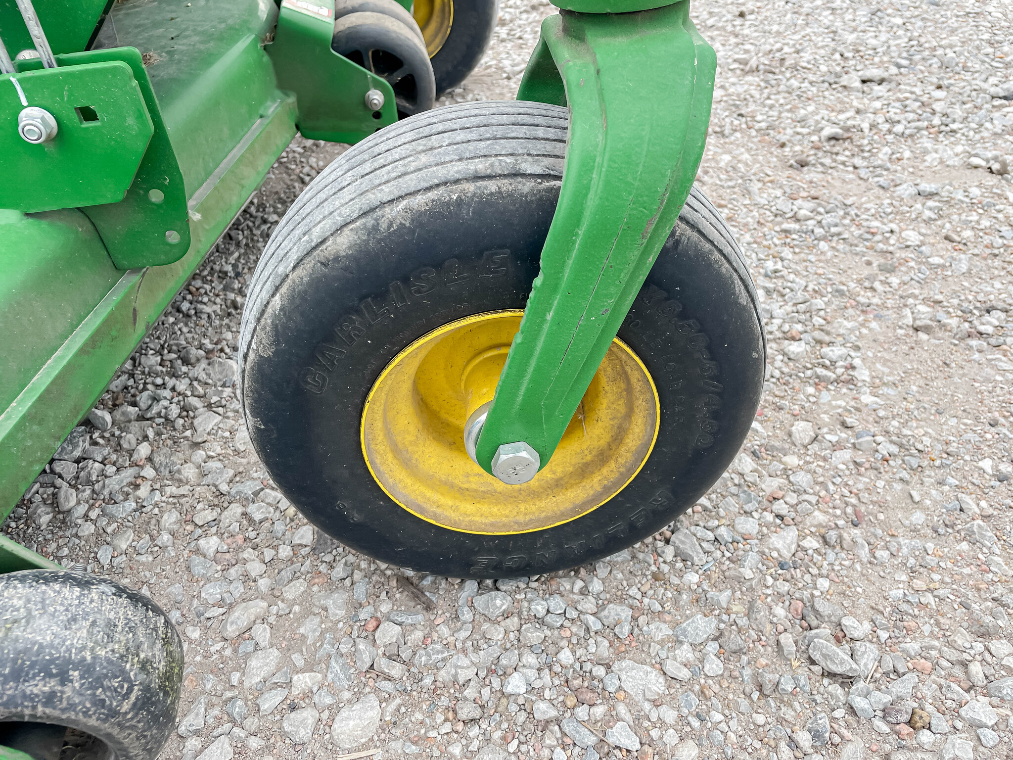 2019 John Deere Z950R at LandMark in Kearney, NE
