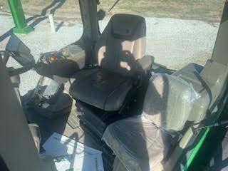  2024 John Deere 8RT 370 at LandMark in Fairfield, NE