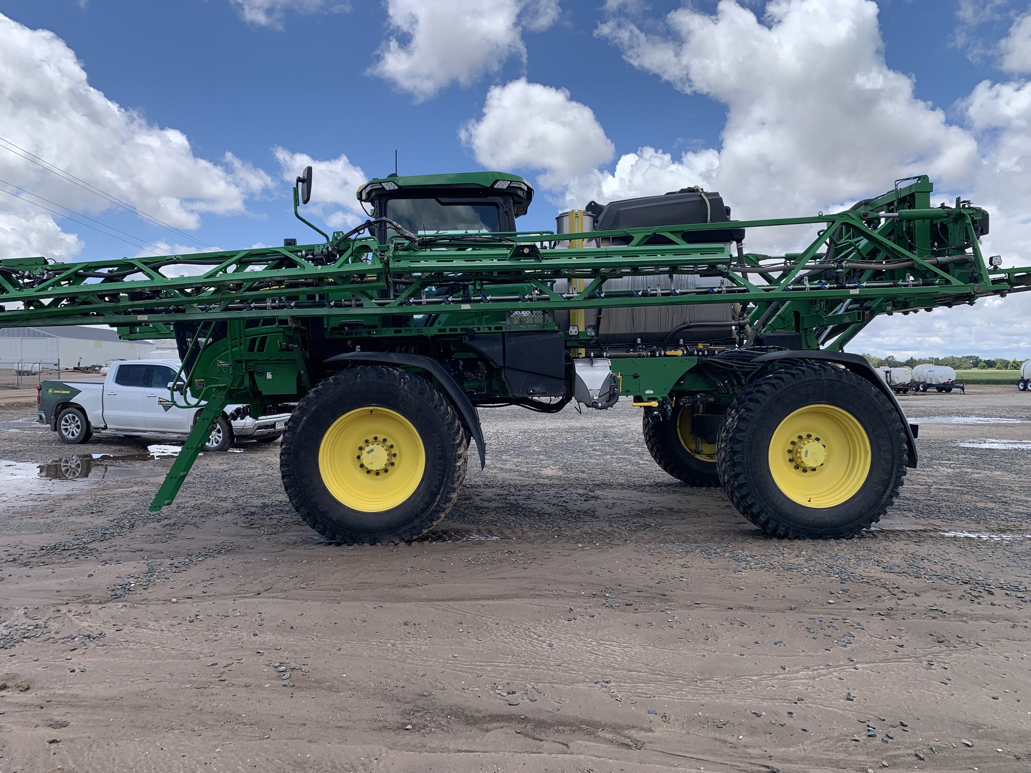  2023 John Deere 412R at LandMark in Gothenburg, NE