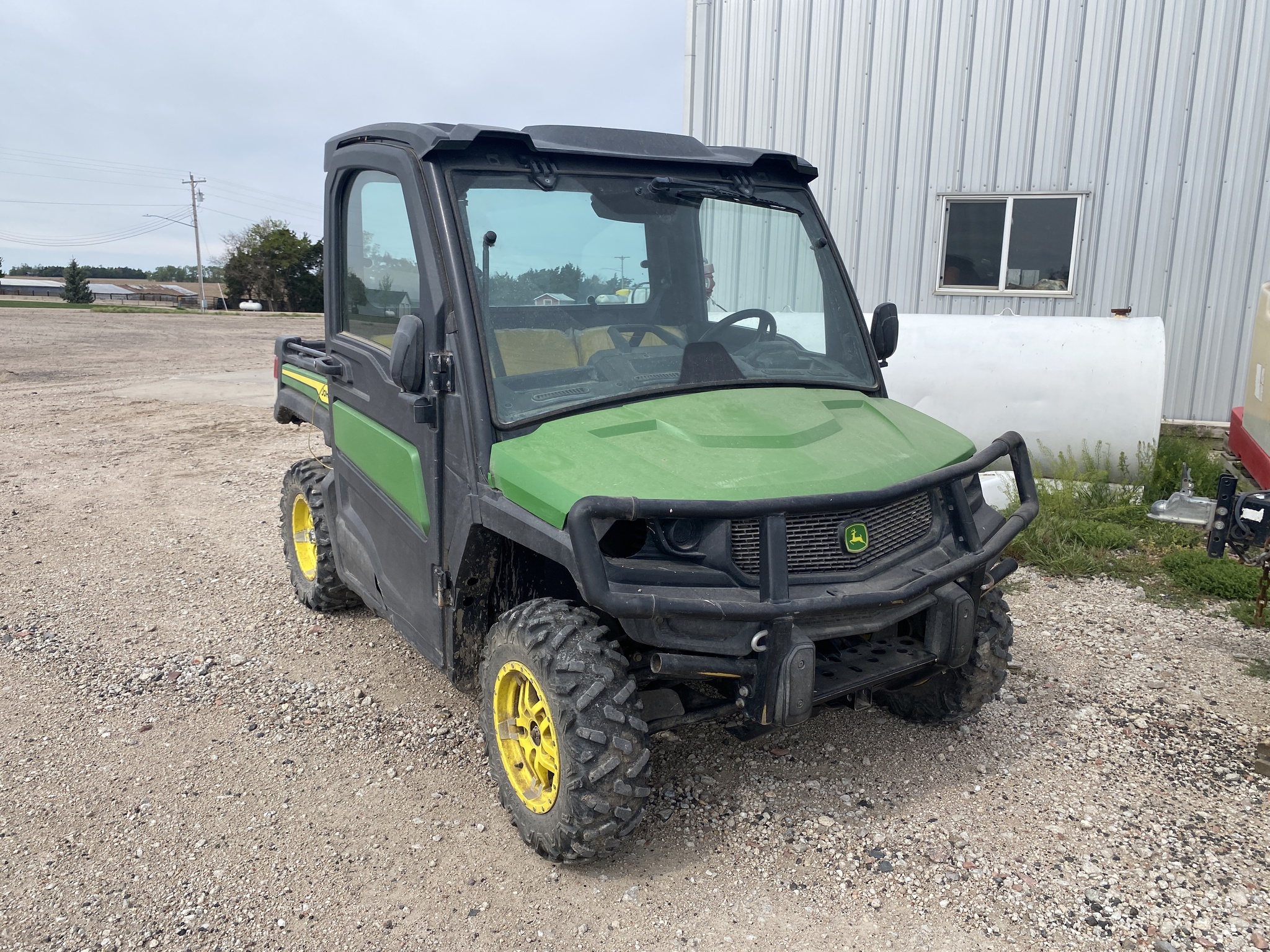  2022 John Deere XUV835M HVAC Cab at LandMark in Hebron, NE