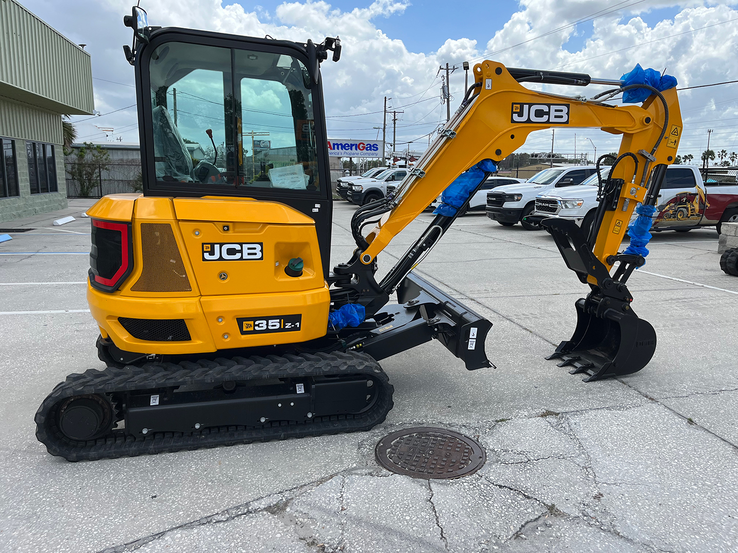  JCB 35Z at Briggs JCB Orlando, FL