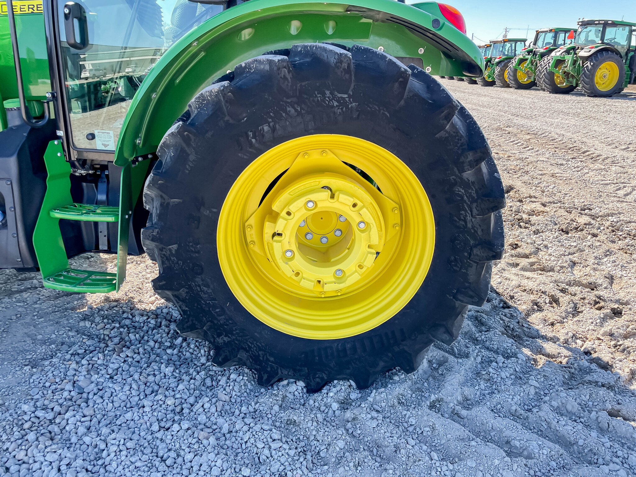  2022 John Deere 5090M at LandMark in Lexington, NE