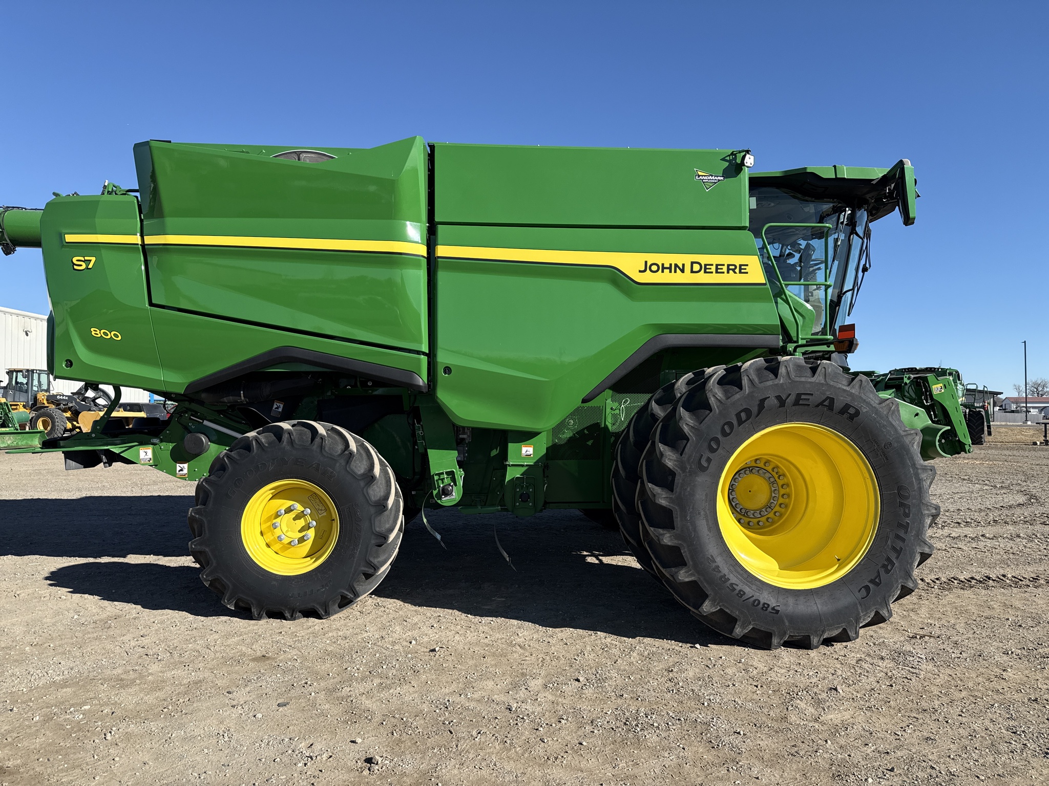  2025 John Deere S7 800 at LandMark in Gothenburg, NE