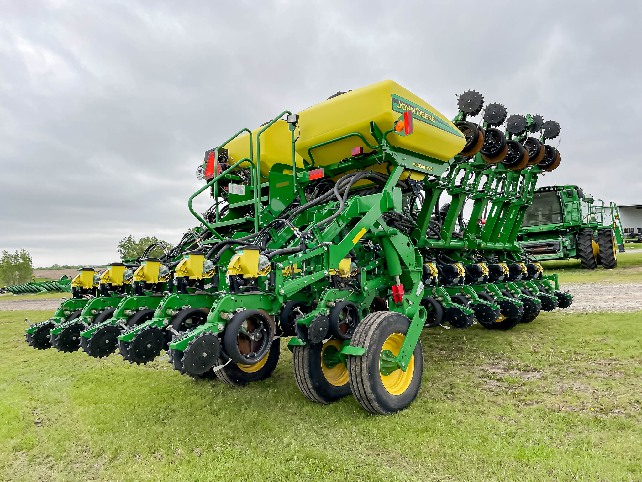  2021 John Deere 1795 at LandMark in Hastings, NE