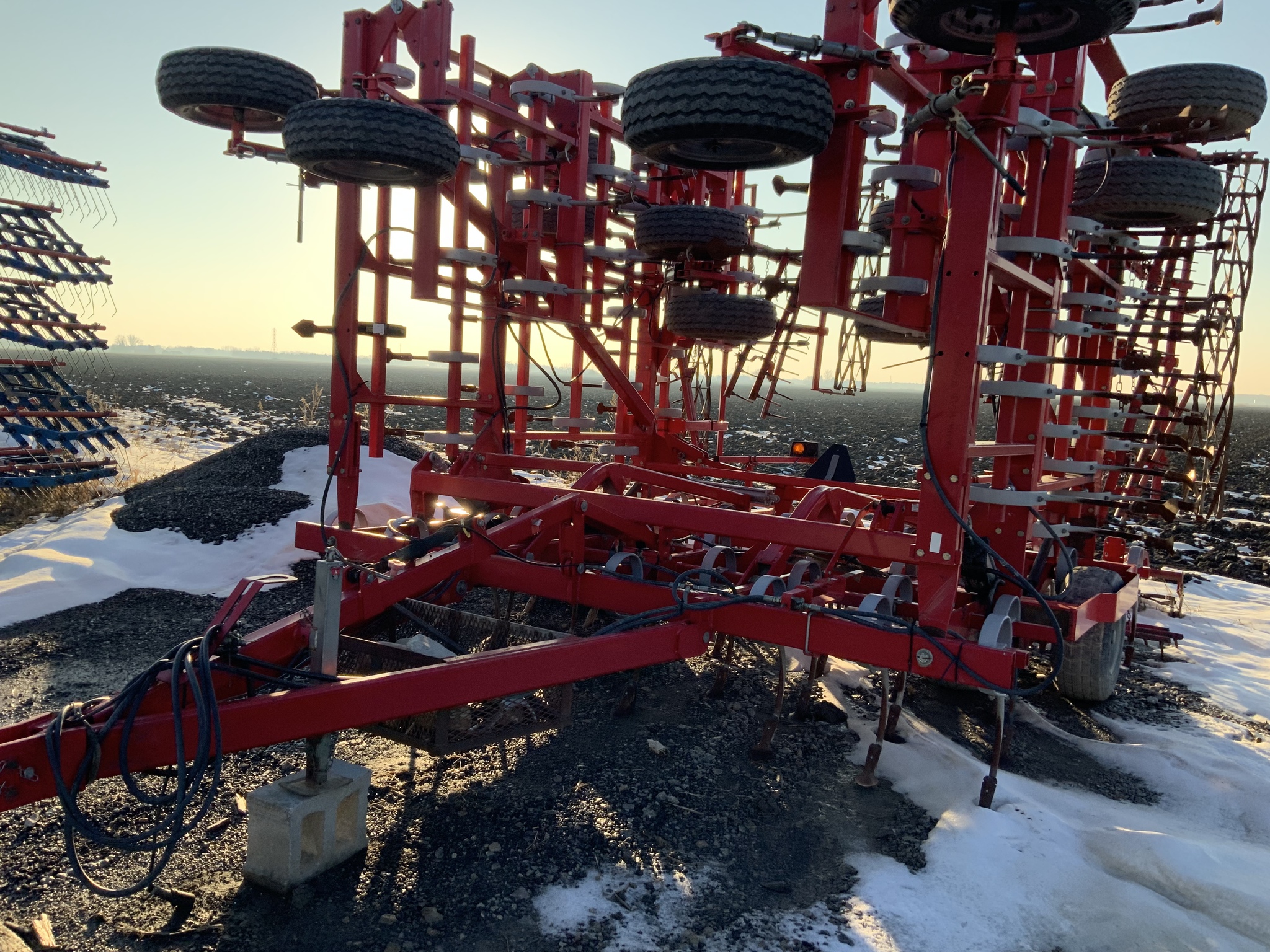 On Lot  Kongskilde 2875 at Tri County Equipment Caro, MI