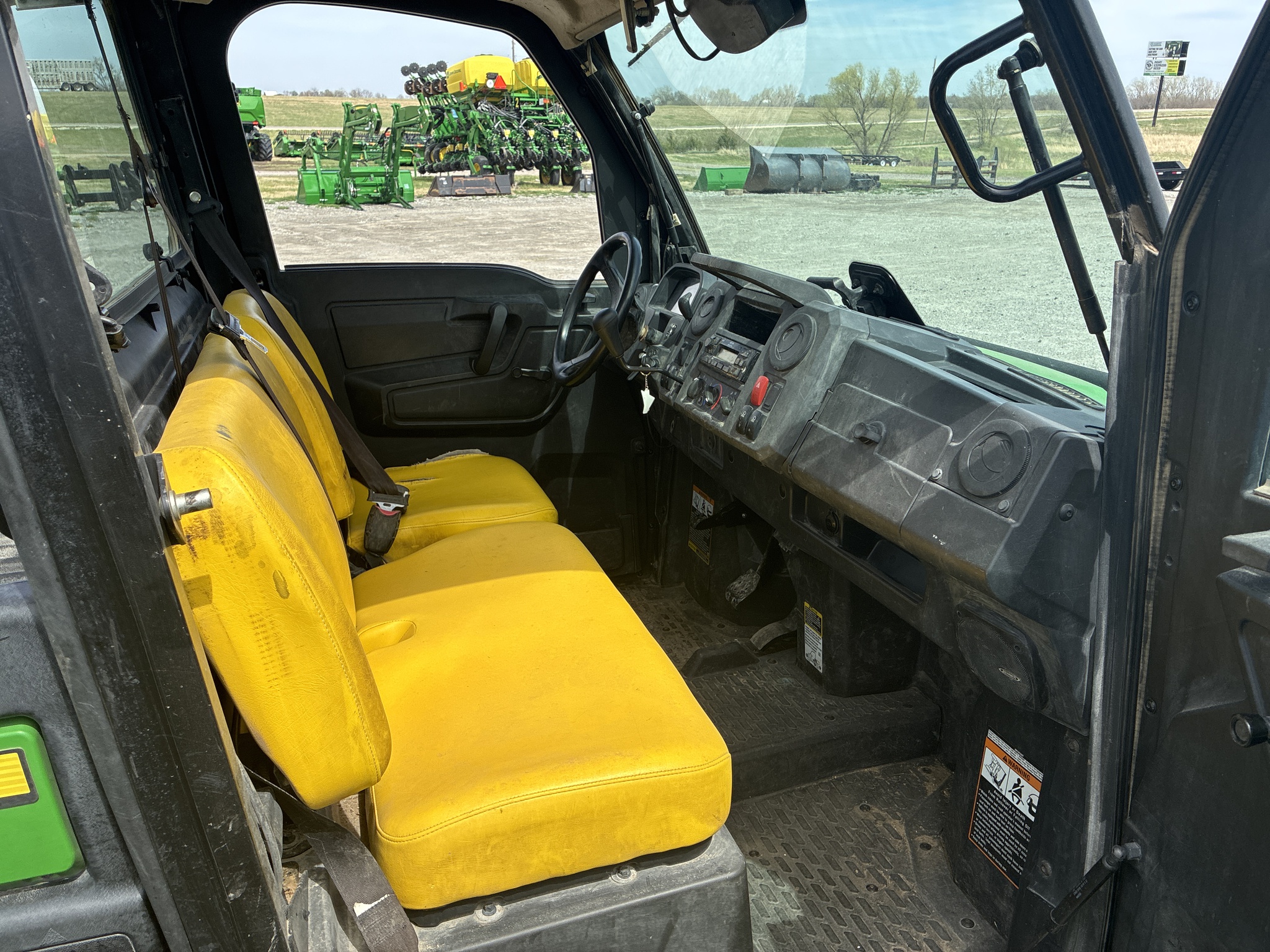  2019 John Deere XUV 865M at LandMark in Marysville, KS