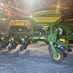  2019 John Deere 1775NT at LandMark in Beatrice, NE