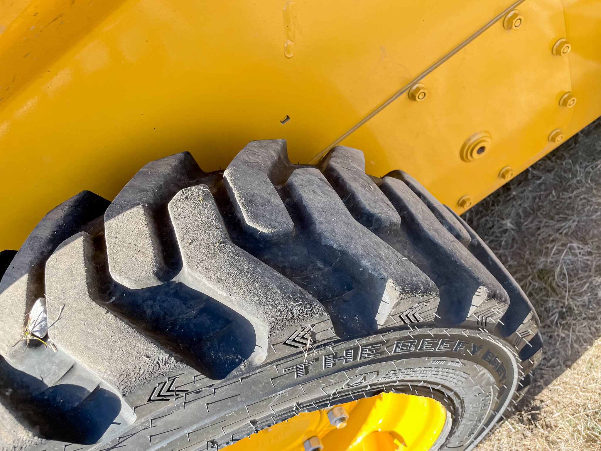  2023 John Deere 324G at LandMark in Arapahoe, NE