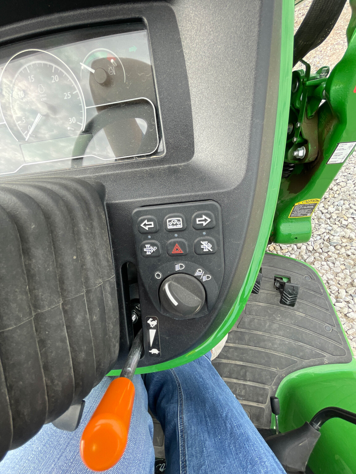  2022 John Deere 3046R at LandMark in Holdrege, NE