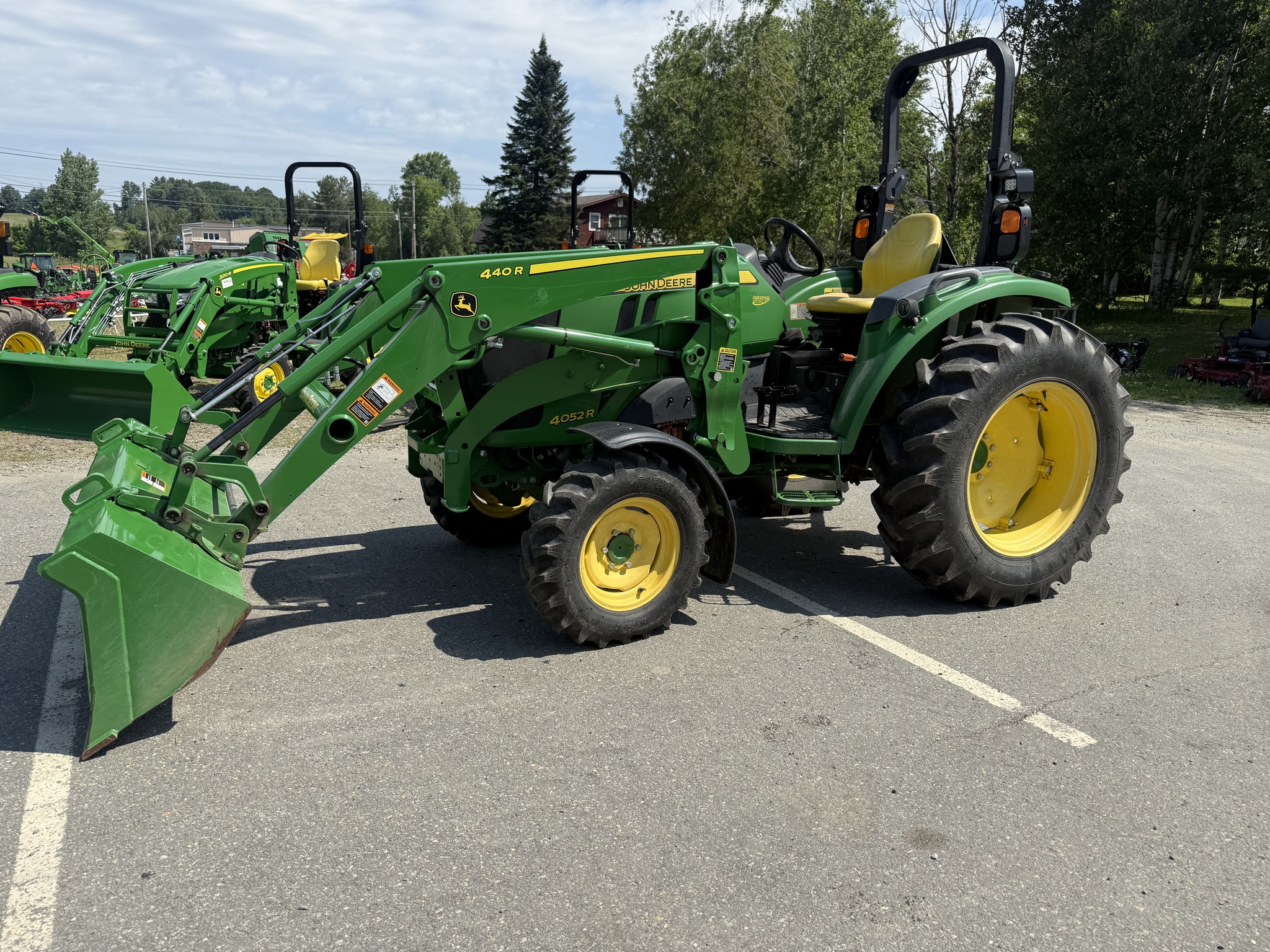 4052R - United Ag & Turf