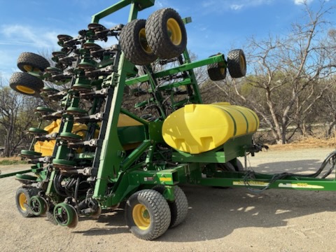  2011 John Deere 1990 at LandMark in Smith Center, KS