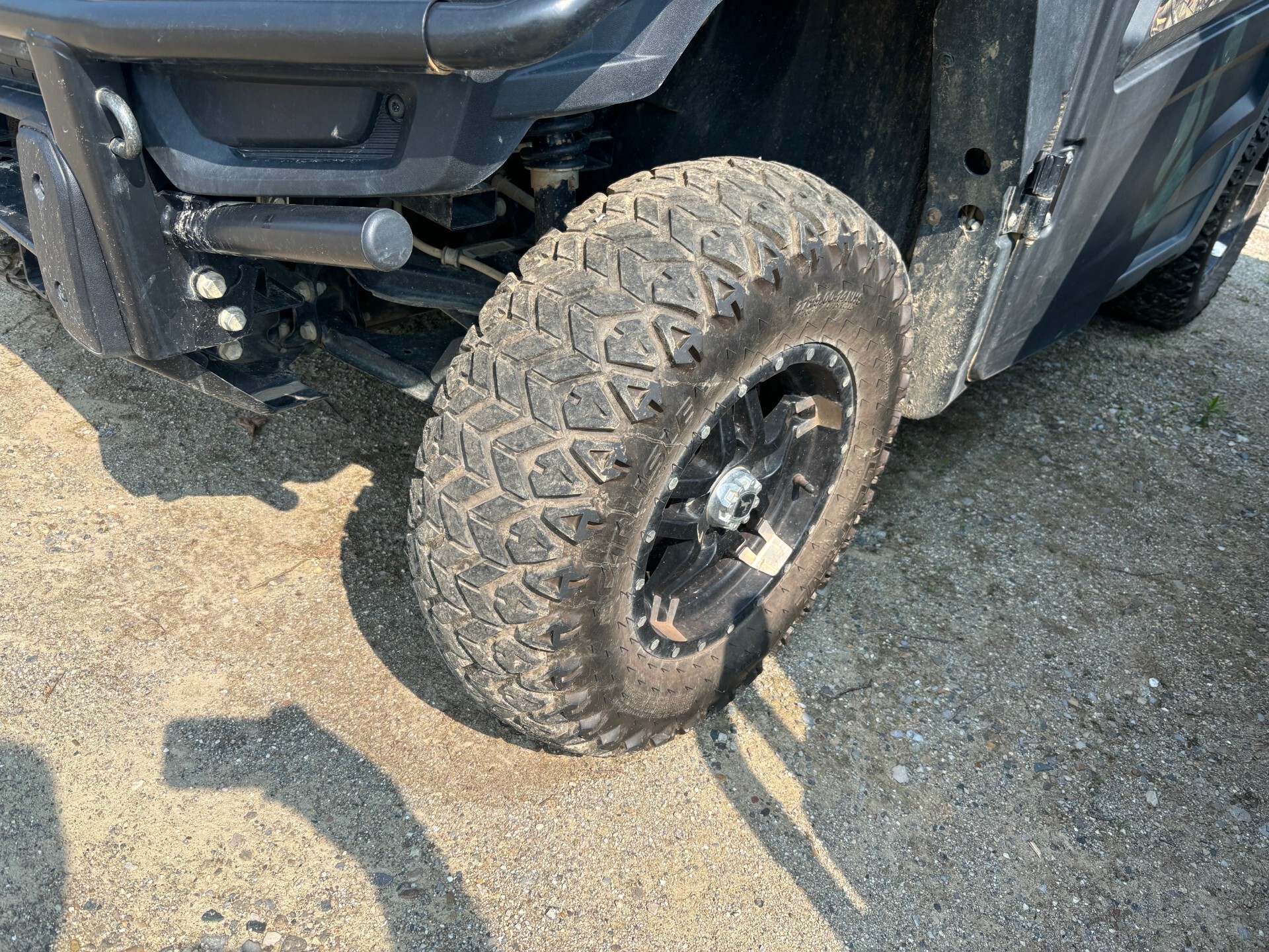 On Lot 2019 John Deere XUV835R at Tri County Equipment Lapeer, MI