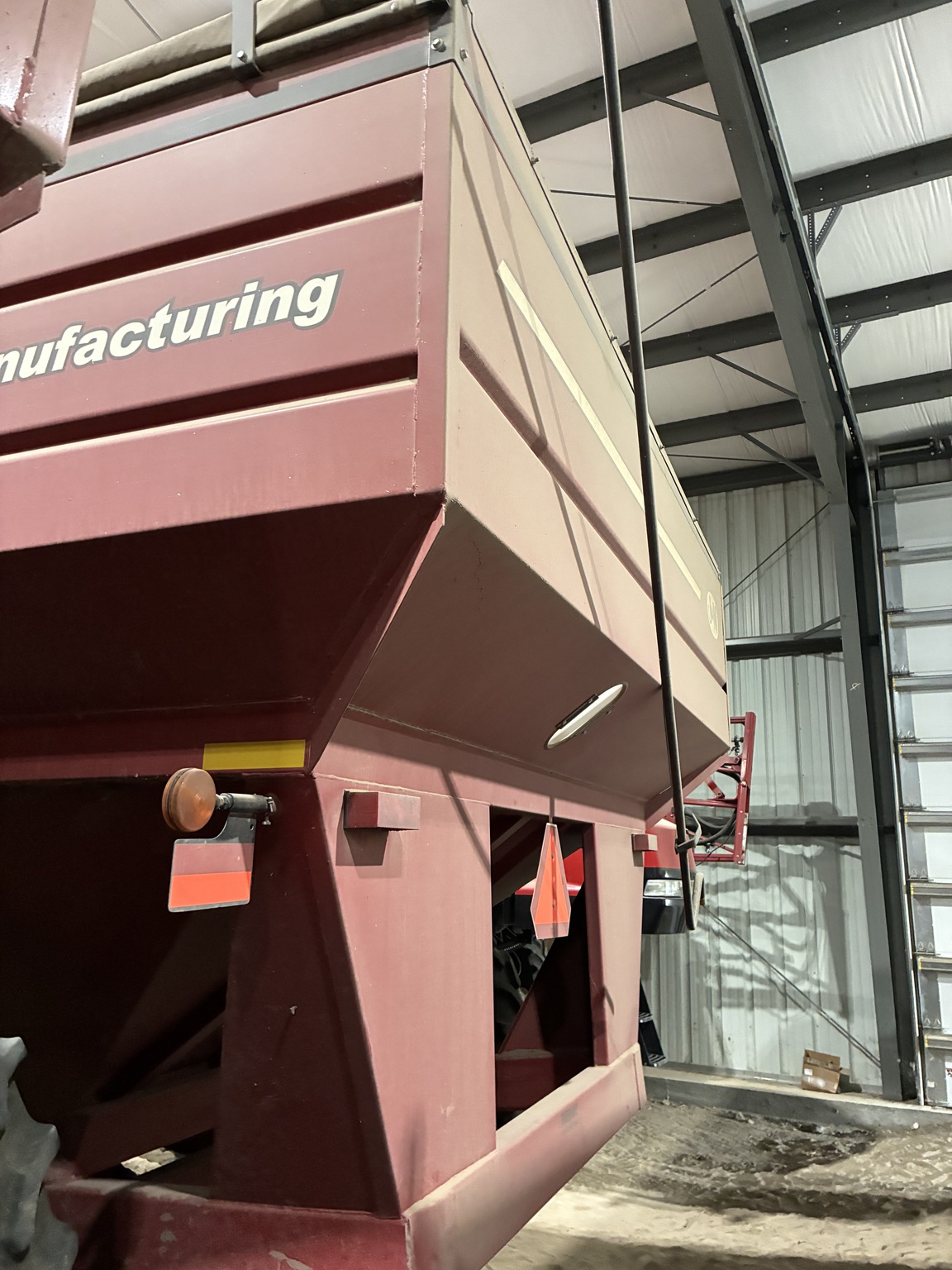  2010 J&m 750-18 at LandMark in Holdrege, NE