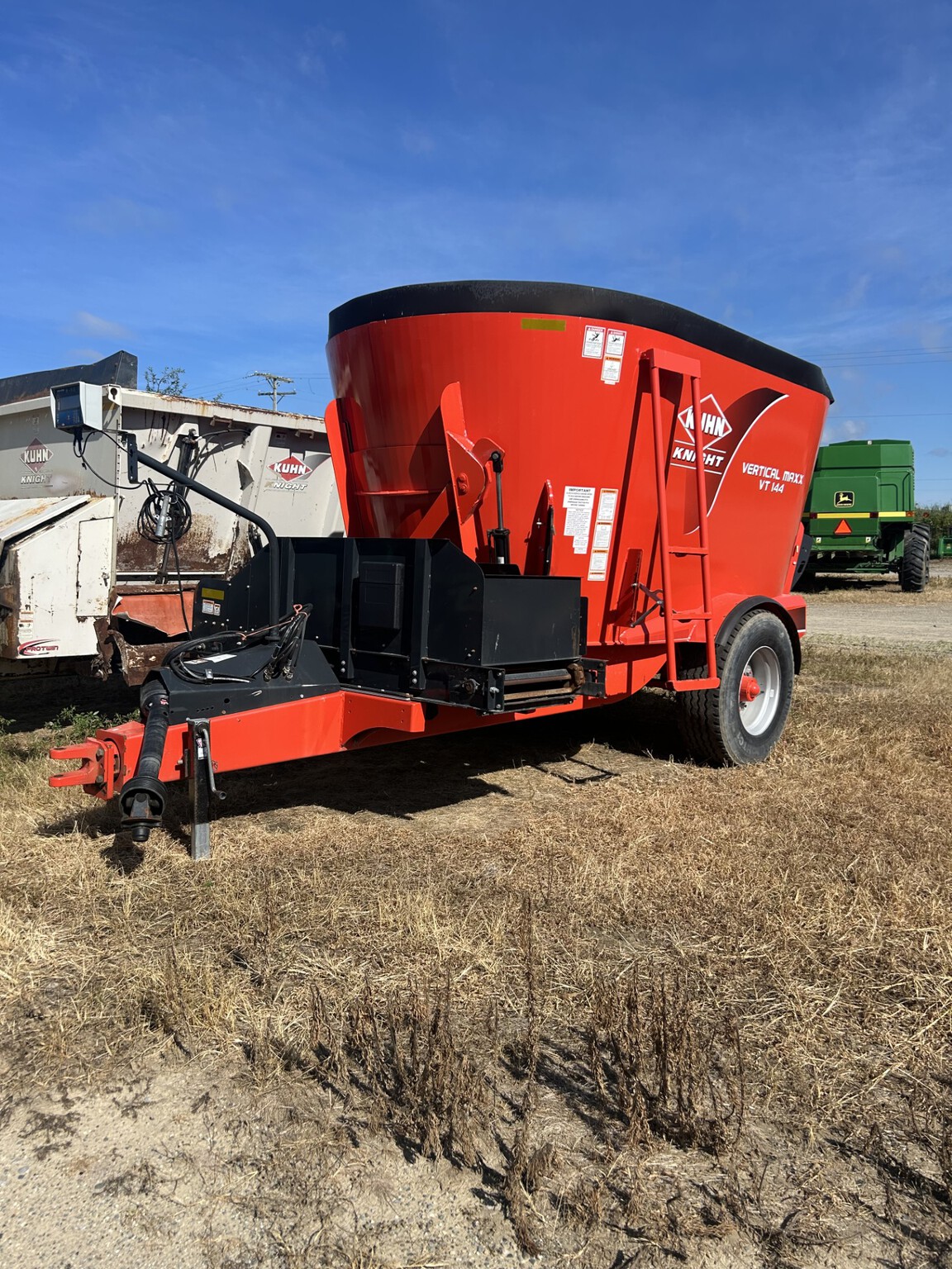 On Lot 2018 Kuhn VT144T at Tri County Equipment Marlette, MI