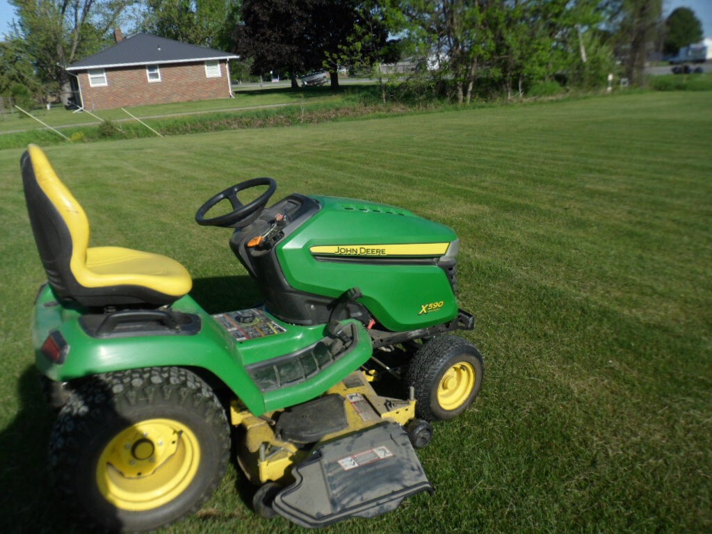 On Lot 2015 John Deere X590 at Tri County Equipment Bad Axe, MI