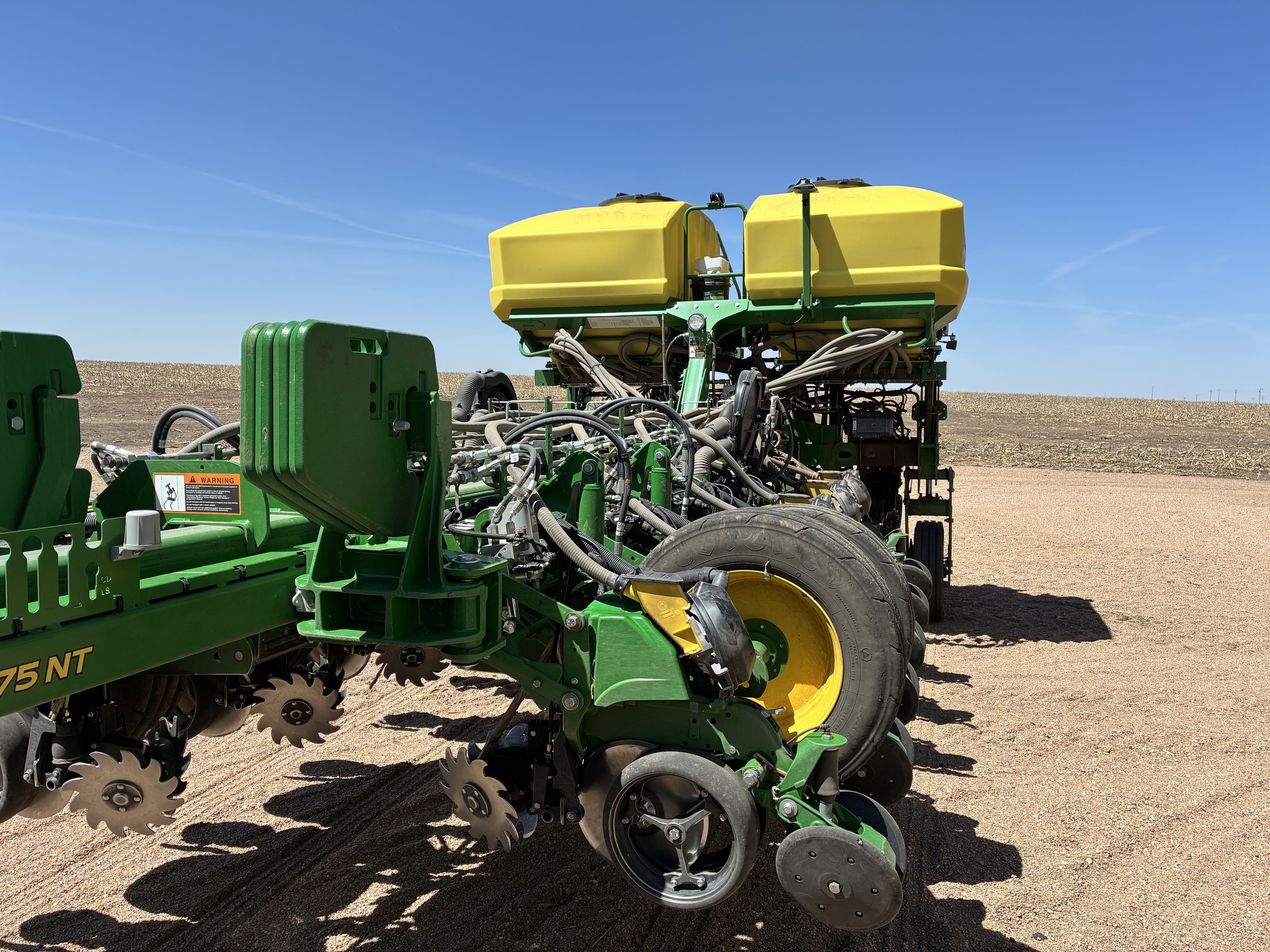  2022 John Deere 1775NT at LandMark in Gothenburg, NE