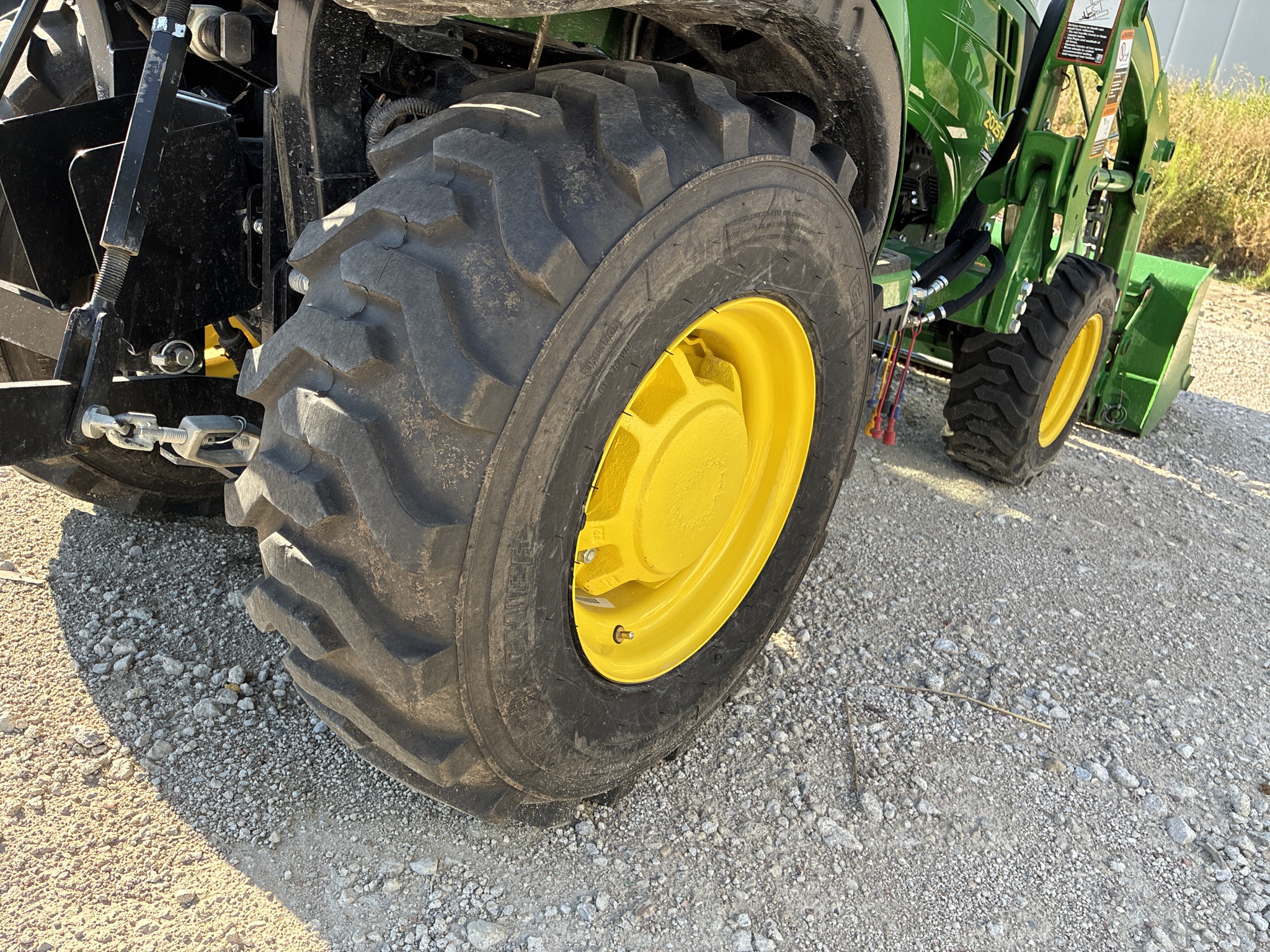  2020 John Deere 2025R at LandMark in Hastings, NE