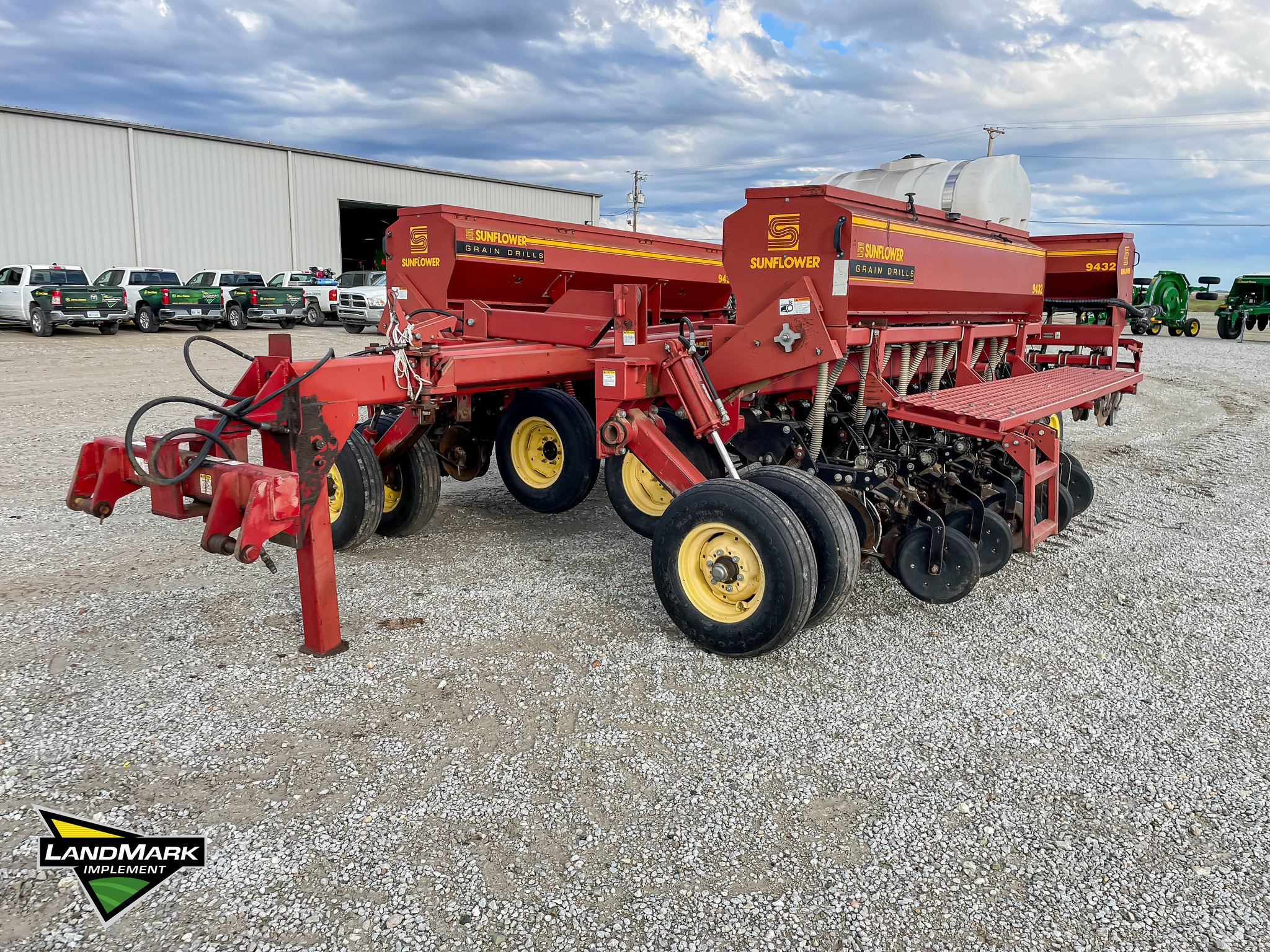  2000 Sunflower 9432 at LandMark in Smith Center, KS
