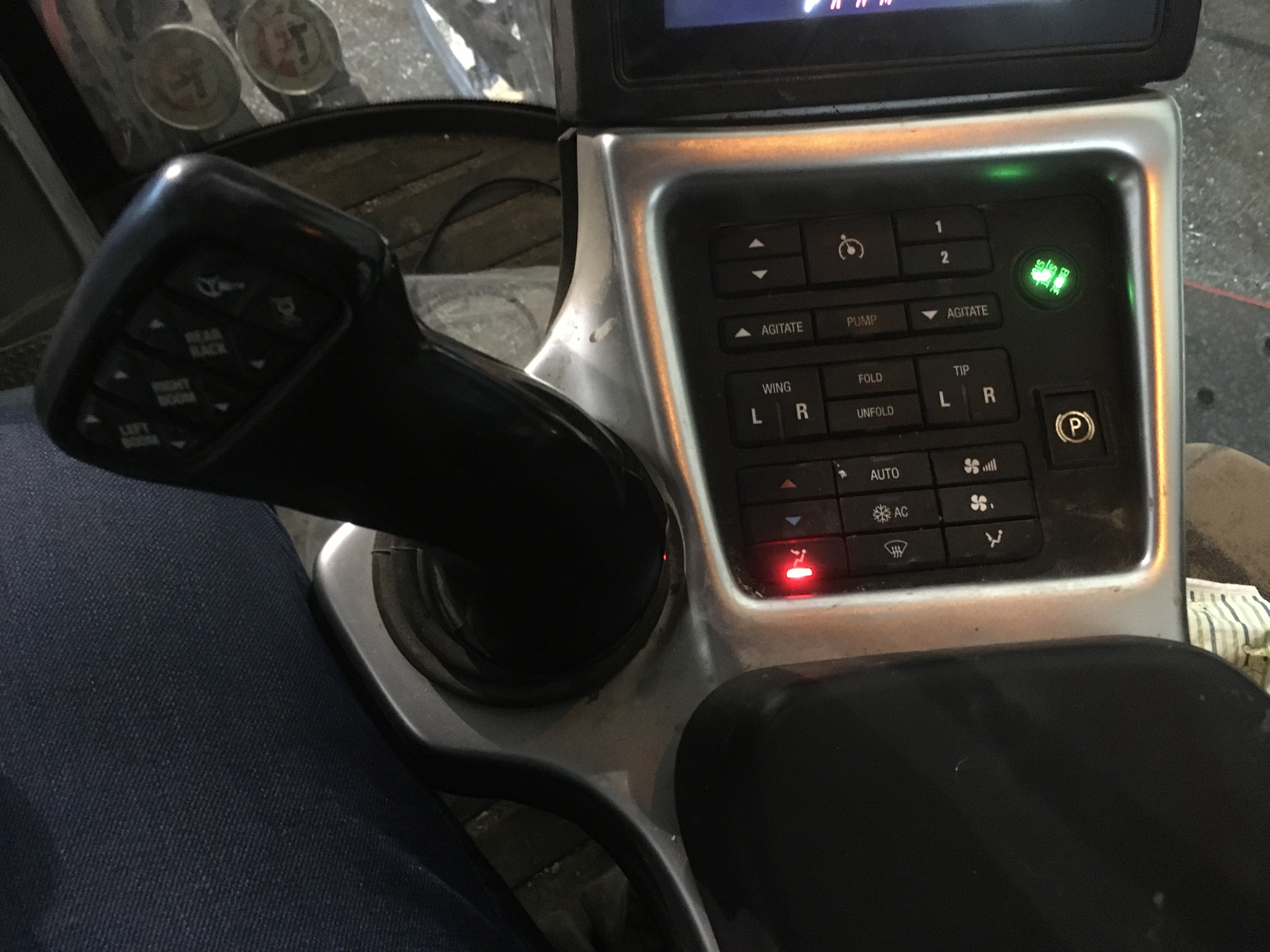  2020 Apache AS1040 at LandMark in Phillipsburg, KS