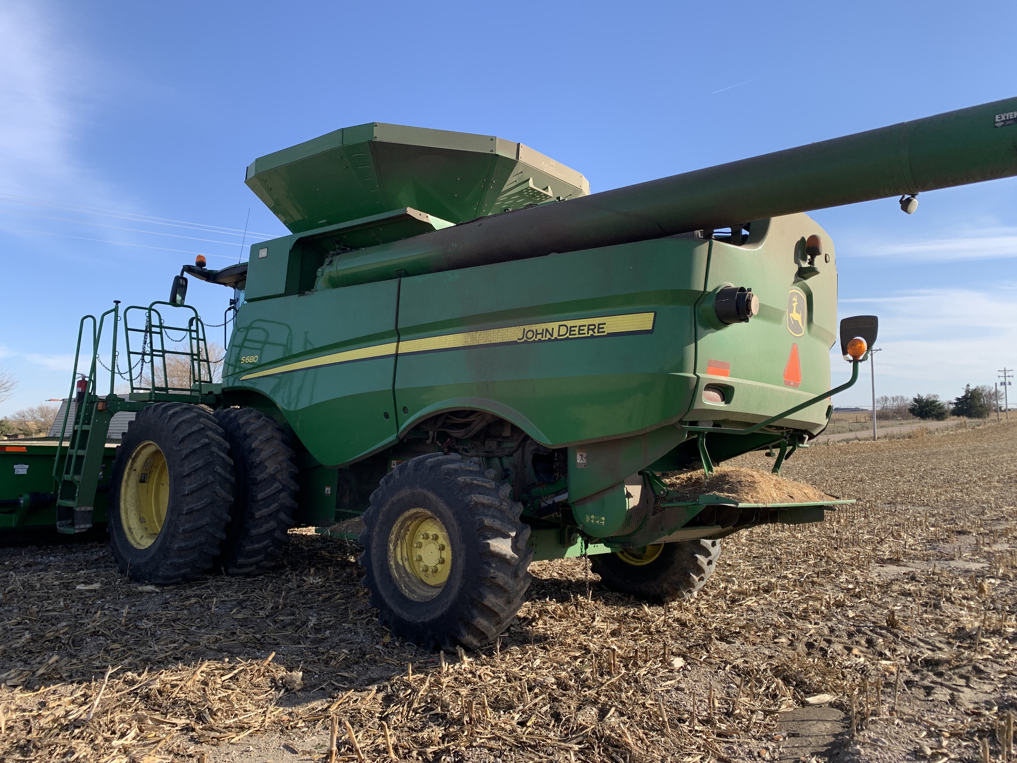  2013 John Deere S680 at LandMark in Fairfield, NE