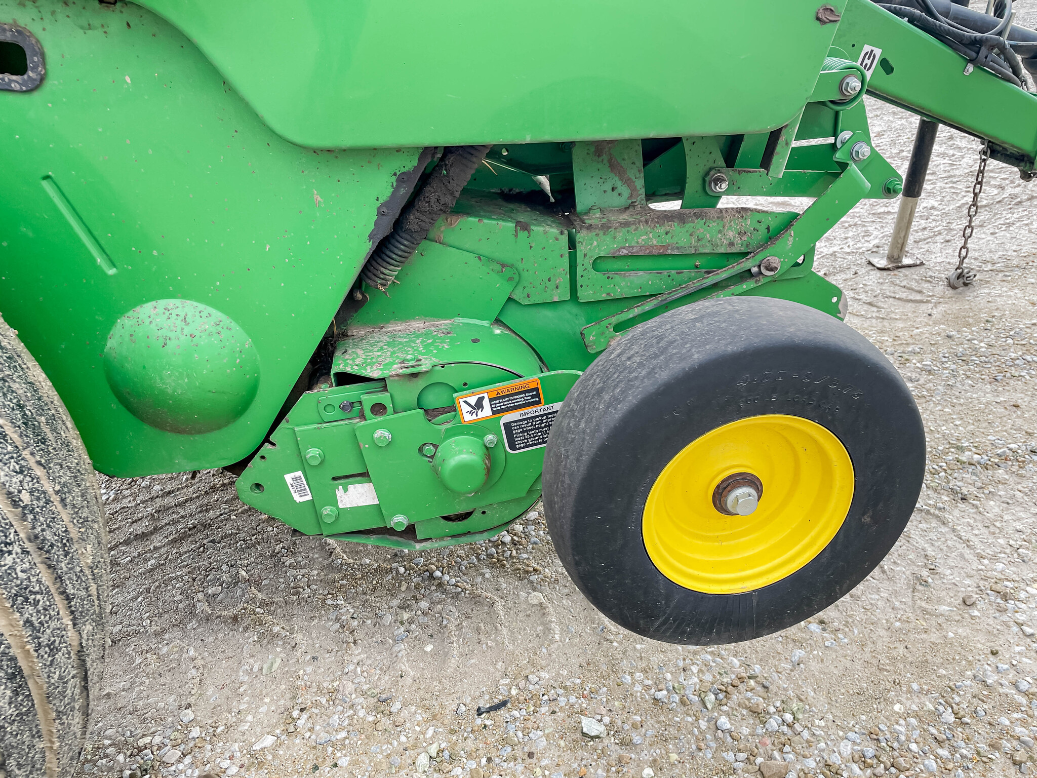  2023 John Deere 560R at LandMark in Smith Center, KS