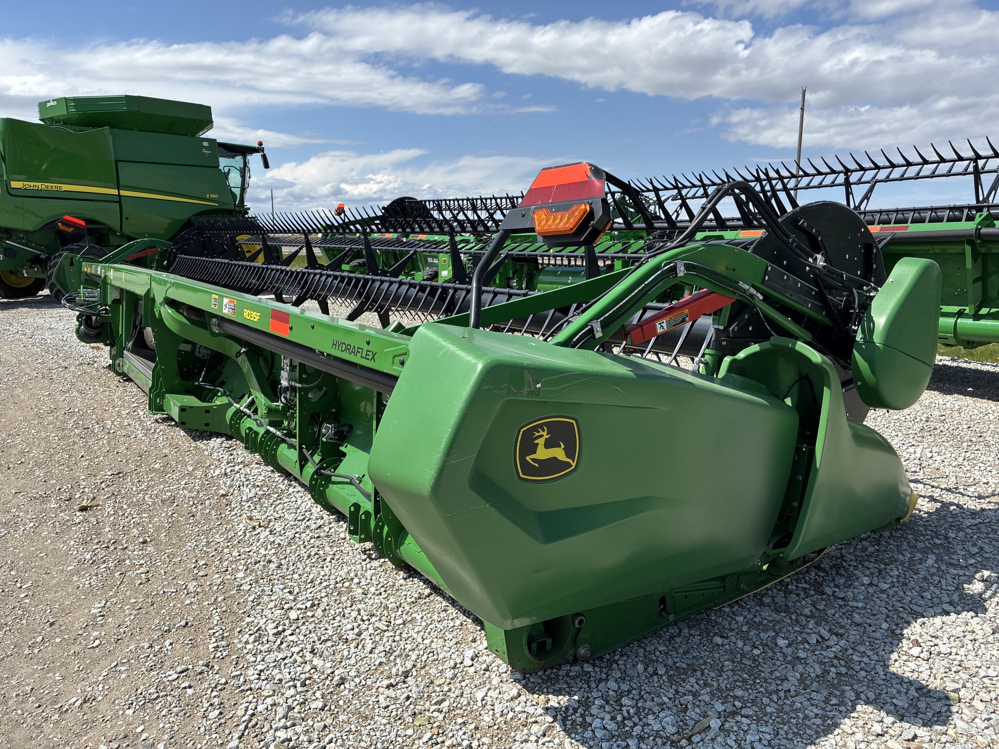  2021 John Deere RD35F at LandMark in Fairfield, NE