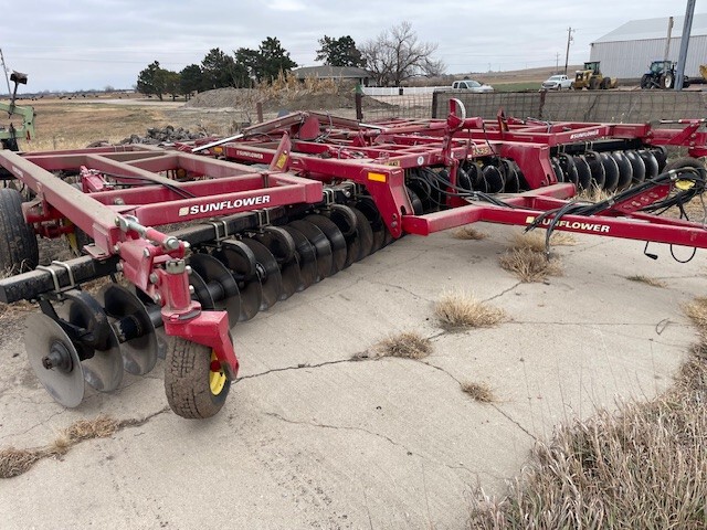  2012 Sunflower 1435 at LandMark in Kearney, NE