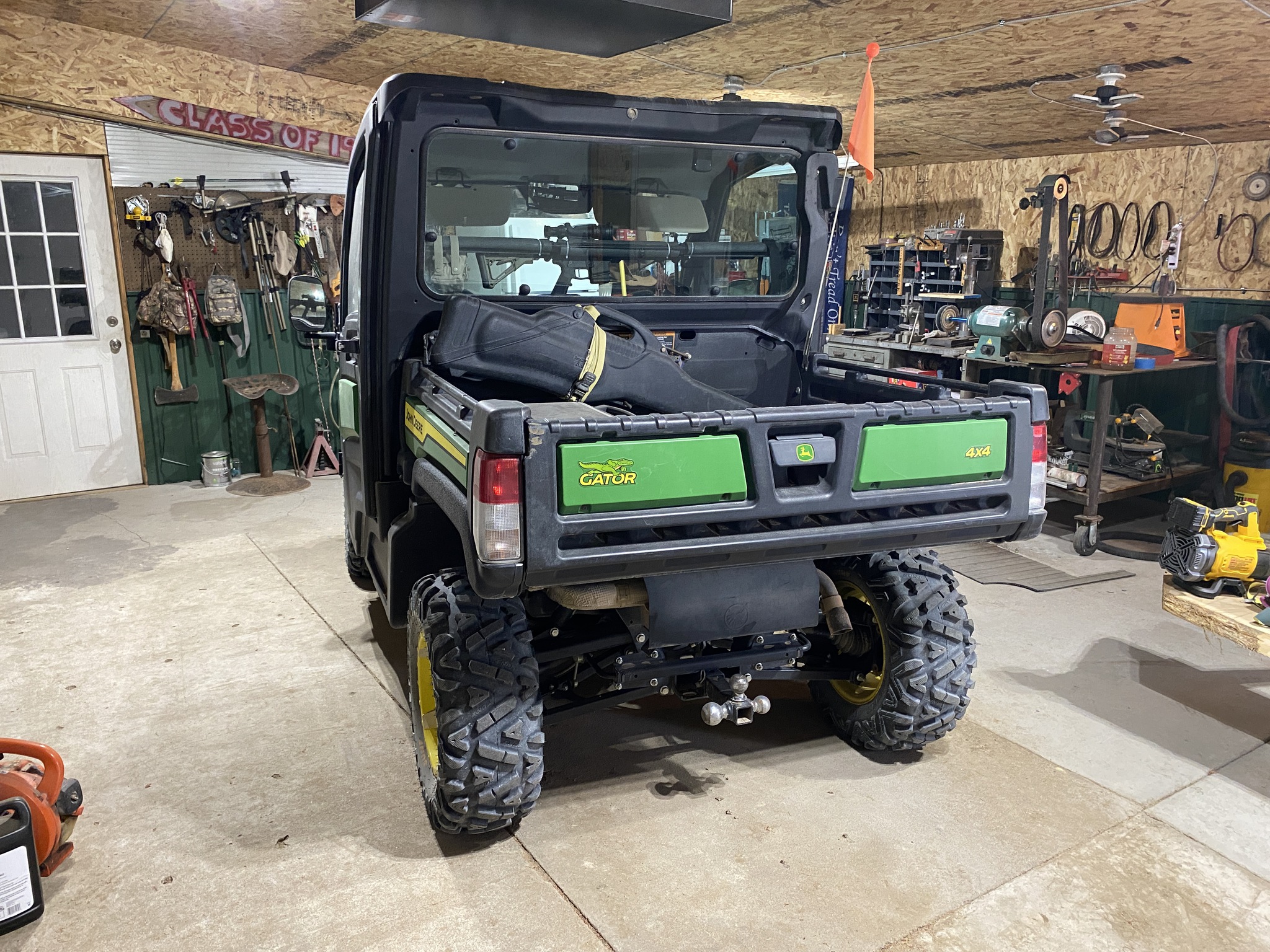  2023 John Deere XUV 835M at LandMark in Hebron, NE