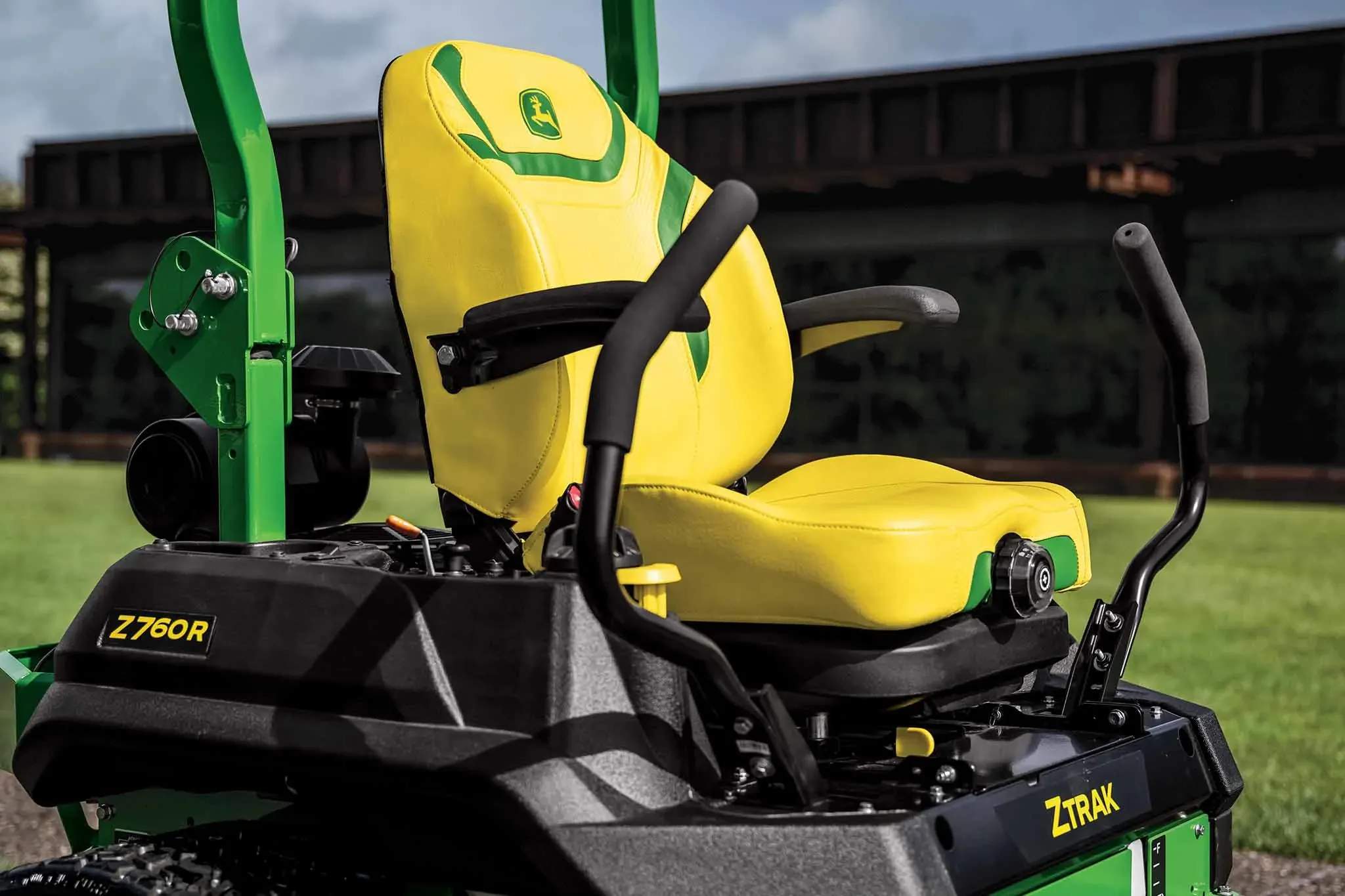 New John Deere Z760R ZTrak™ Zero-Turn Mower at Papé Machinery Ag & Turf