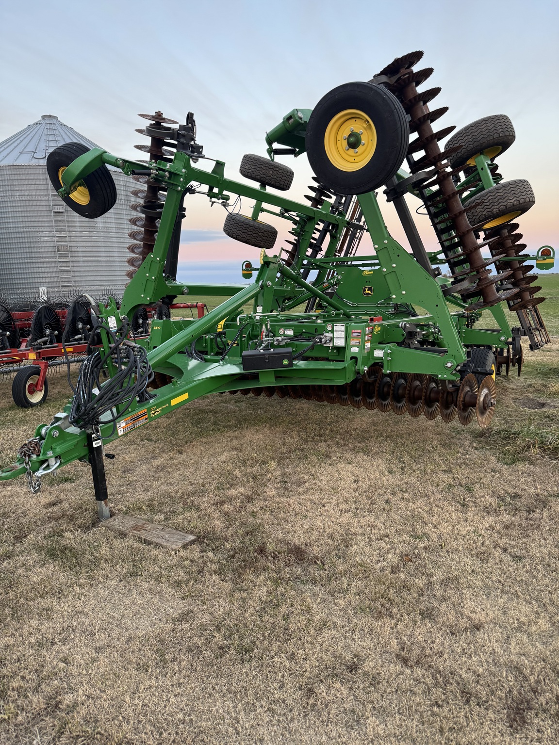  2019 John Deere 2660VT at LandMark in Lexington, NE