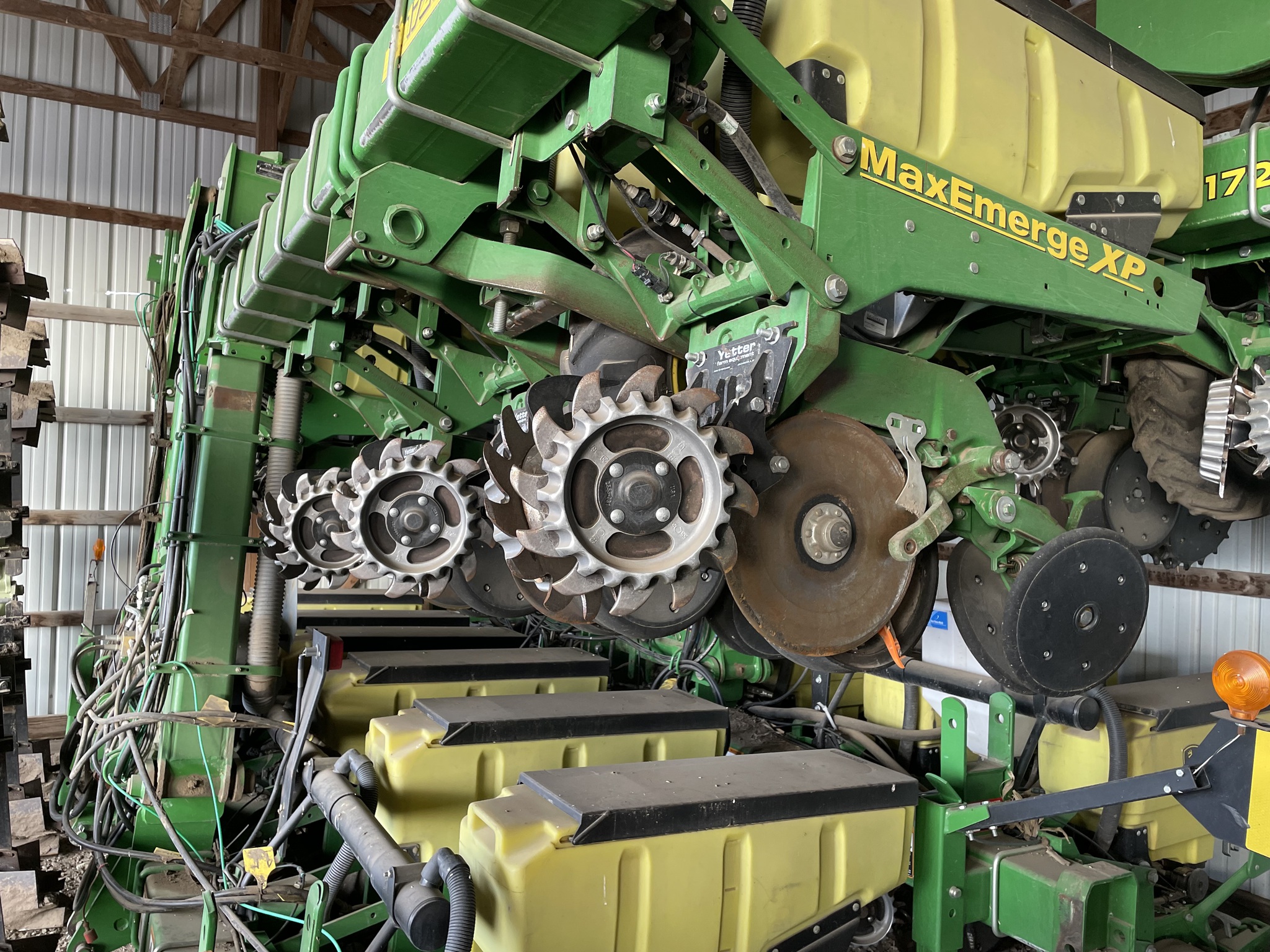  2005 John Deere 1720 at LandMark in Lexington, NE