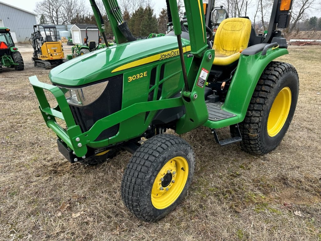 On Lot  John Deere 3032E at Tri County Equipment Lapeer, MI