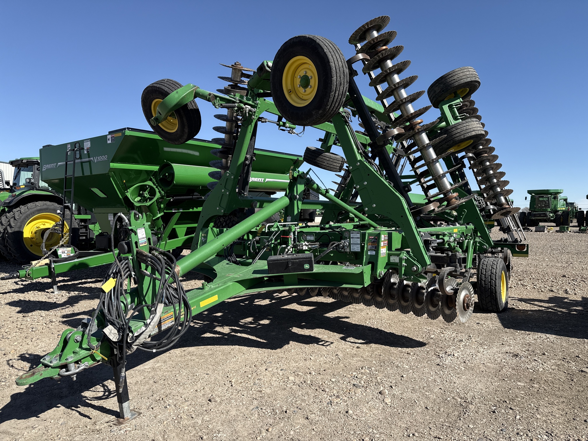  2019 John Deere 2660VT at LandMark in Lexington, NE