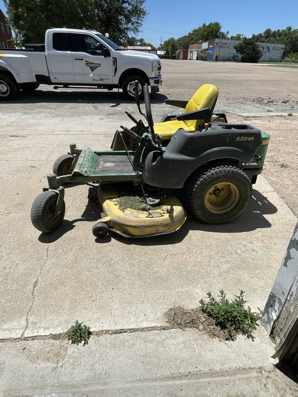  2008 John Deere Z445 at LandMark in Smith Center, KS